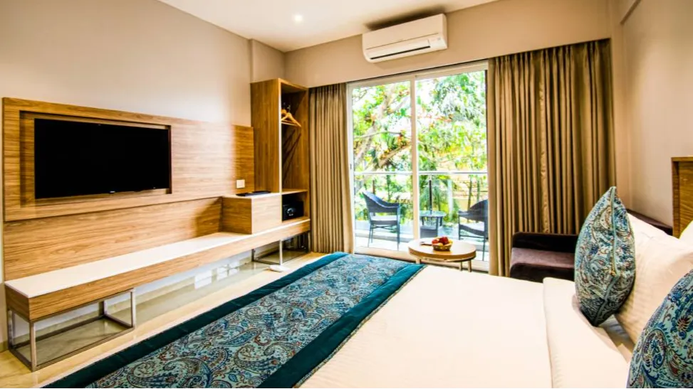 Row house with Large Plunge Pool